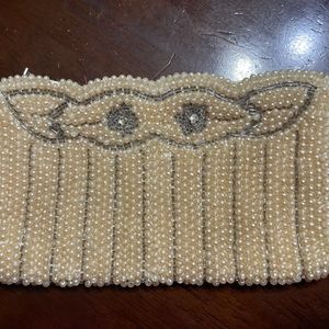 Vintage 1950’s Pearl Beaded Clutch “Baby Yoda”